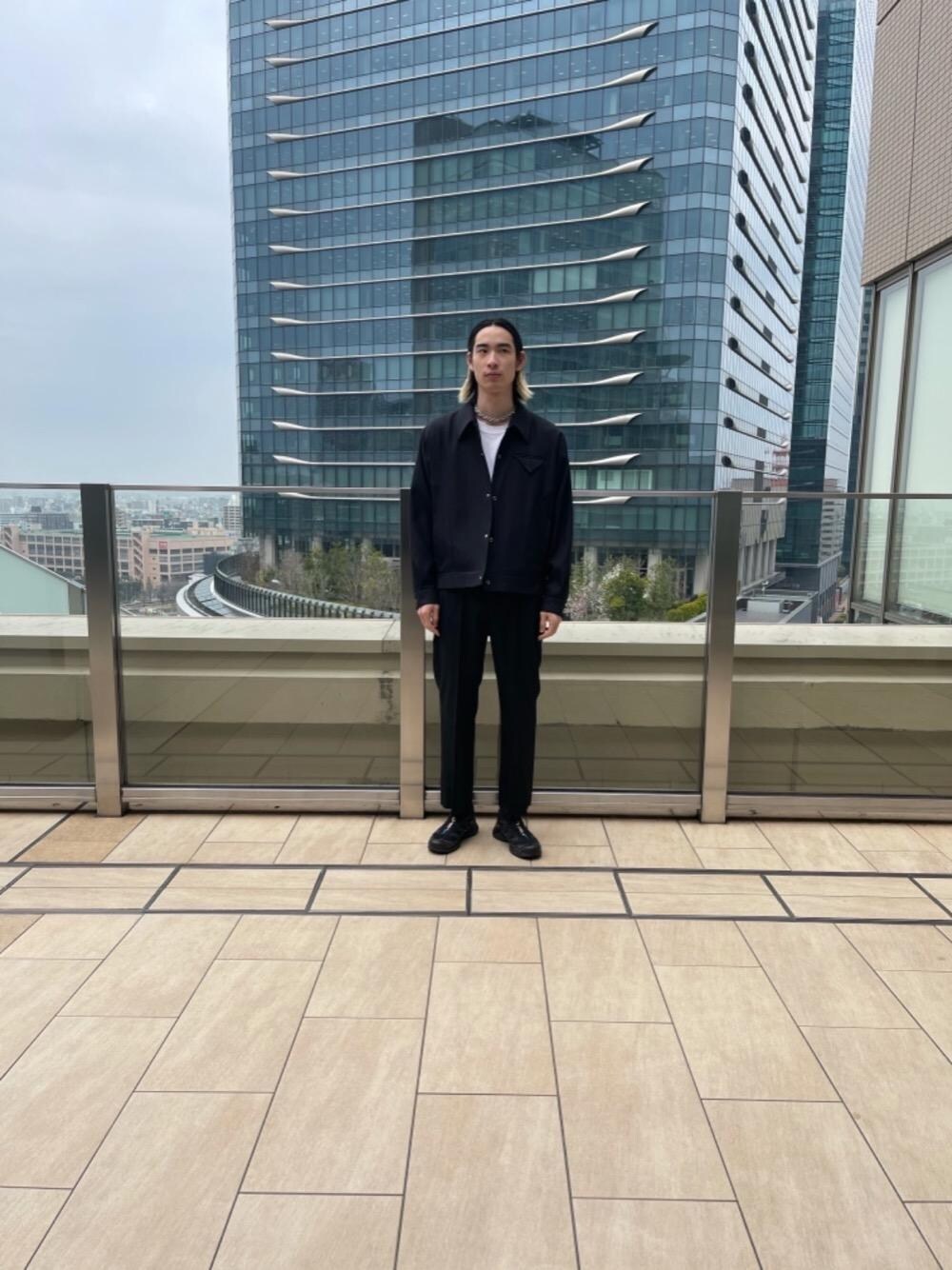 「ビューティ&ユース、beauty&youth、モンキータイム、ユナイテッドアローズ、MONKEY TIME、unitedarrows」｜「MONKEY TIMEの＜monkey time＞ PE TWILL WESTERN JACKET/ウエスタンジャケット（ブルゾン、ブラック系）」を使った、Syunsuke Mizuhataさん（メンズ・185cm）の春コーディネートの1枚目の写真