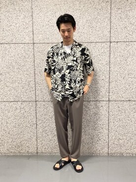 「TWO PALMS（トゥーパームス）のアイテム」を使った、shohei kusakaさん（メンズ・175cm）の春コーディネート