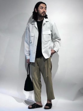 「green label relaxing（グリーンレーベルリラクシング）のNM GLR スエードタッチ 2WAY 巾着 バッグ（ショルダーバッグ、ブラック系）」を使った、kobayashi2896さん（メンズ・178cm）の春コーディネート