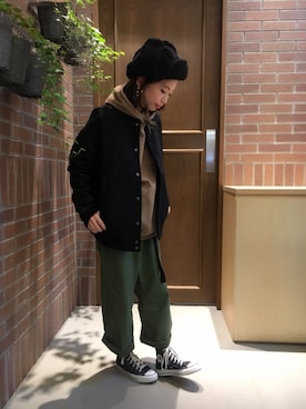 「RAGEBLUE（レイジブルー）のアイテム（スタジャン）」を使った、tani.さん（レディース・154cm）の秋コーディネート