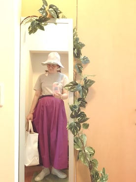 「FQH（エフキューエイチ）のアイテム」を使った、えちご屋さん（レディース・168cm）の夏コーディネート