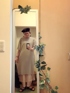 「TATAMI(タタミ)のアイテム」を使った、えちご屋さん(レディース・168cm)の夏コーディネート