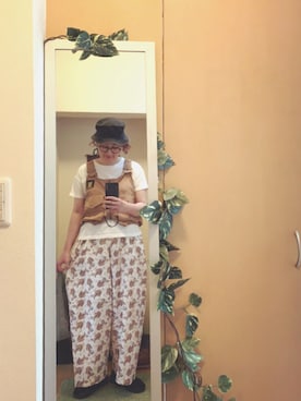 「ペイズリー柄パンツ」｜「アイテム（シューズ）」を使った、えちご屋さん（レディース・168cm）の夏コーディネート