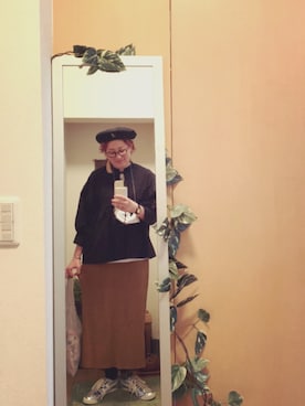 「シルバー」｜「アイテム（ハンチング/ベレー帽）」を使った、えちご屋さん（レディース・168cm）の秋コーディネート