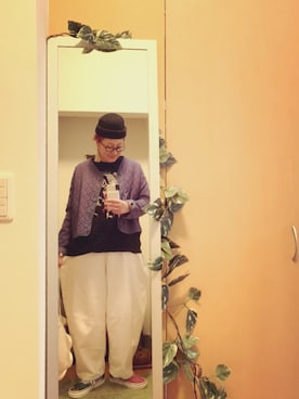 「CASTANO（カスターノ）のアイテム」を使った、えちご屋さん（レディース・168cm）の秋コーディネート