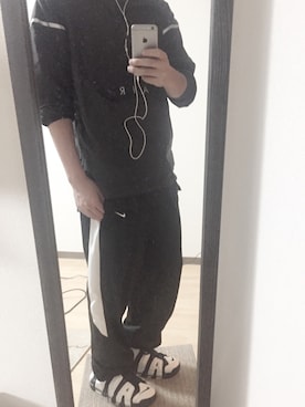 「NIKE（ナイキ）のアイテム（スニーカー、ブルー系）」を使った、kazuhoさん（メンズ・181cm）の春コーディネート