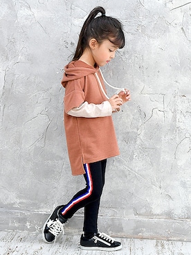 「アイテム（パーカー）」を使った、子供服Beeさん（キッズ・110cm）の秋コーディネート