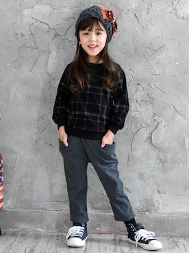 「Bee des Bee（ビーデスビー）のアイテム（パンツ）」を使った、子供服Beeさん（キッズ・110cm）の冬コーディネート