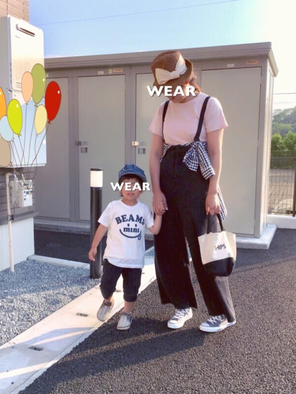 ピンク系のTシャツ/カットソー、ブラック系のシャツ/ブラウス、ブラック系のその他パンツを着用したレディースの夏コーディネートの1枚目の写真