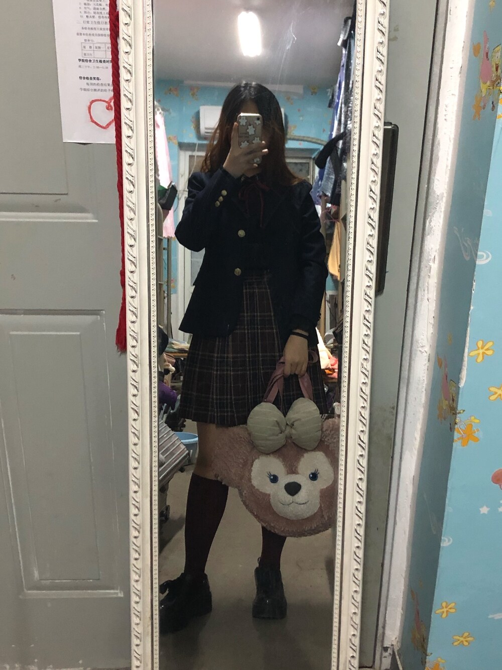 「休闲」｜「conomiのアイテム（スカート、レッド系）」を使った、猫线球chicoさん（レディース・158cm）の冬コーディネートの1枚目の写真