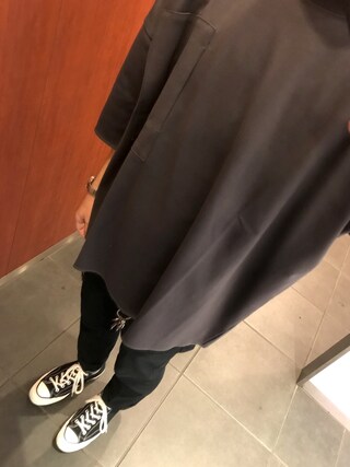 Dai Shimojima使用「N.HOOLYWOOD（N.HOOLYWOOD FALL & WINTER 2019COLLECTION LINE SHORT SLEEVE T-SHIRT）」的時尚穿搭
