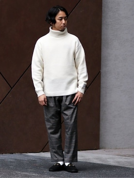 「JOURNAL STANDARD relume（ジャーナルスタンダード　レリューム）のアイテム（ニット/セーター）」を使った、SASAさん（メンズ・175cm）の冬コーディネート