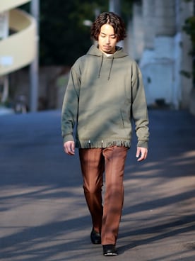 「JOURNAL STANDARD（ジャーナルスタンダード）の【2枚SET】DISCUS×JS/ディスカス別注 ビッグシルエット フリンジ パーカー#（パーカー、グリーン系）」を使った、SASAさん（メンズ・175cm）の冬コーディネート