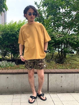 「417 EDIFICE（フォーワンセブンエディフィス）の◆50/-ポンチ ピグメント クルーネック TEE（Tシャツ/カットソー、イエロー系）」を使った、SASAさん（メンズ・175cm）の春コーディネート