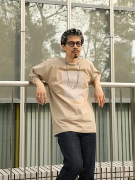 「デニムにTシャツ」｜矢野 勇太さん（メンズ・170cm）の春コーディネート