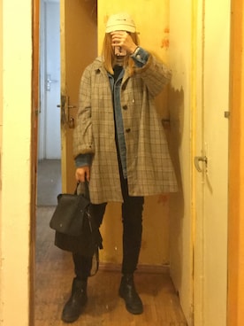 「no brand（ノーブランド）のアイテム（ピーコート）」を使った、Yulian さん（レディース・161cm）の春コーディネート