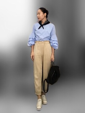 「通勤穿搭」｜「アイテム（財布/小物）」を使った、Yulian さん（レディース・161cm）の秋コーディネート