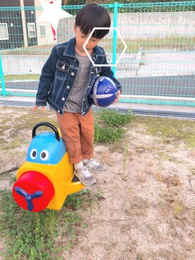 「HusHusH（ハッシュアッシュ）のアイテム（ジャケット/アウター）」を使った、こんぶまるお。さん（キッズ・80cm）の秋コーディネート