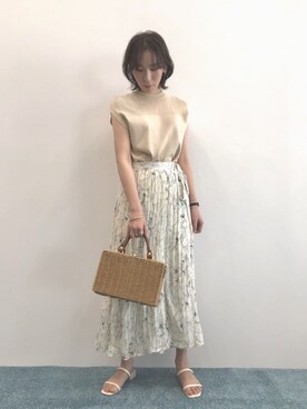 「Andemiu（アンデミュウ）のアイテム（スカート）」を使った、ナツコさん（レディース・162cm）の夏コーディネート