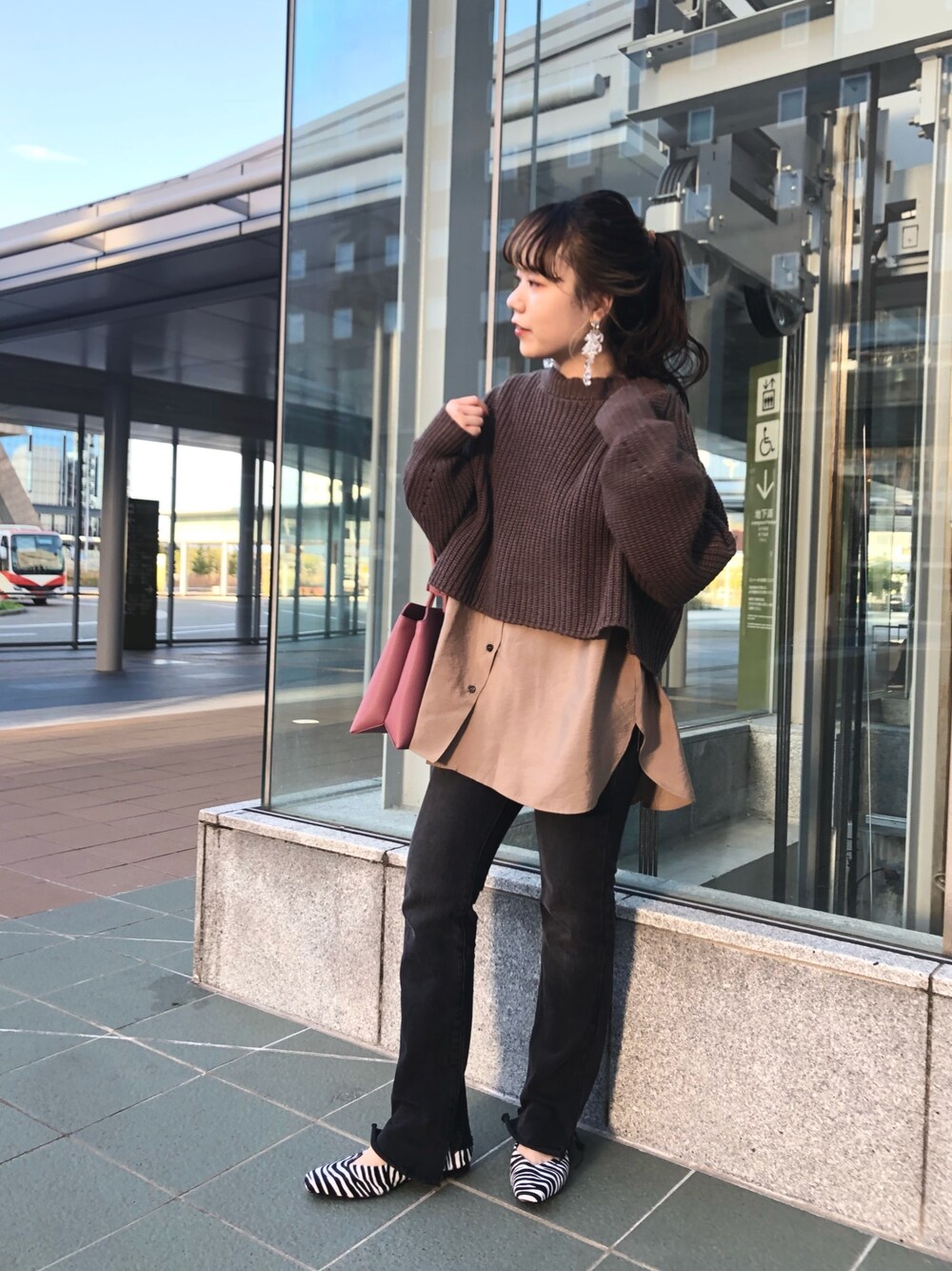 CAPRICIEUX LE'MAGE（カプリシューレマージュ）の「斜めボタンシャツ