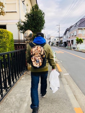 「Back Channel（バックチャンネル）のアイテム（MA-1）」を使った、キャシーさん（メンズ・175cm）の冬コーディネート