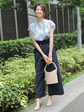 ネイビーパンツ のレディース人気ファッションコーディネート Wear