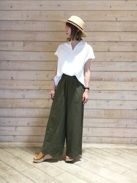 「カーキ×ホワイト」｜「アイテム（帽子）」を使った、BABYLONE公式さん（レディース・153cm）の夏コーディネート