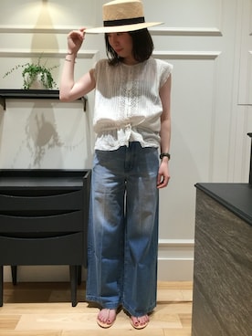 「woadblue（ウォードブルー）のアイテム（パンツ）」を使った、BABYLONE公式さん（レディース・167cm）の夏コーディネート