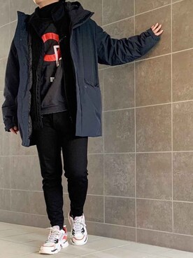 「DISCOVERED（ディスカバード）のアイテム（スウェット）」を使った、きつね顔さん（メンズ・173cm）の冬コーディネート