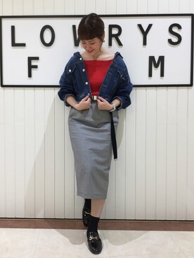 「KOMONO.（コモノ）のアイテム（アナログ腕時計）」を使った、LOWRYSFARM ゆめタウン出雲さん（レディース・160cm）の春コーディネート