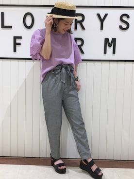 「スカラップ」｜「アイテム（アナログ腕時計）」を使った、LOWRYSFARM ゆめタウン出雲さん（レディース・155cm）の春コーディネート