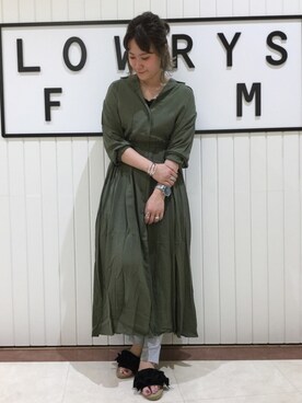 「KOMONO.（コモノ）のアイテム（アナログ腕時計）」を使った、LOWRYSFARM ゆめタウン出雲さん（レディース・158cm）の夏コーディネート