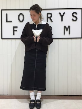 「Handmade（ハンドメイド）のアイテム（アクセサリー）」を使った、LOWRYSFARM ゆめタウン出雲さん（レディース・158cm）の秋コーディネート