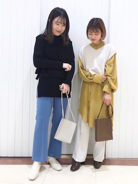 「LOWRYS FARM（ローリーズファーム）のカラーフレアパンツ  892044（その他パンツ）」を使った、LOWRYSFARM ゆめタウン出雲さん（レディース・165cm）の秋コーディネート