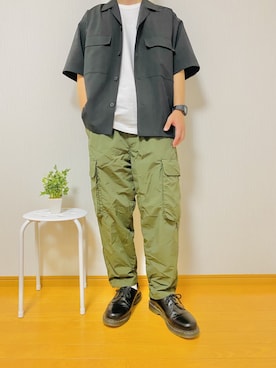 「GU（ジーユー）のアイテム（シャツ/ブラウス、ブラック系）」を使った、社会人Sさん（メンズ・173cm）の夏コーディネート