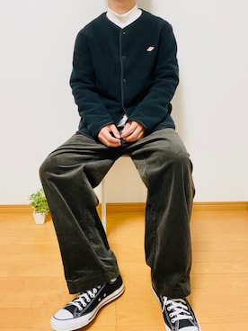 「DANTON（ダントン）の【DANTON/ダントン】FLEECE CARDIGAN/フリースカーディガン（ノーカラージャケット、ブラック系）」を使った、社会人Sさん（メンズ・173cm）の秋コーディネート