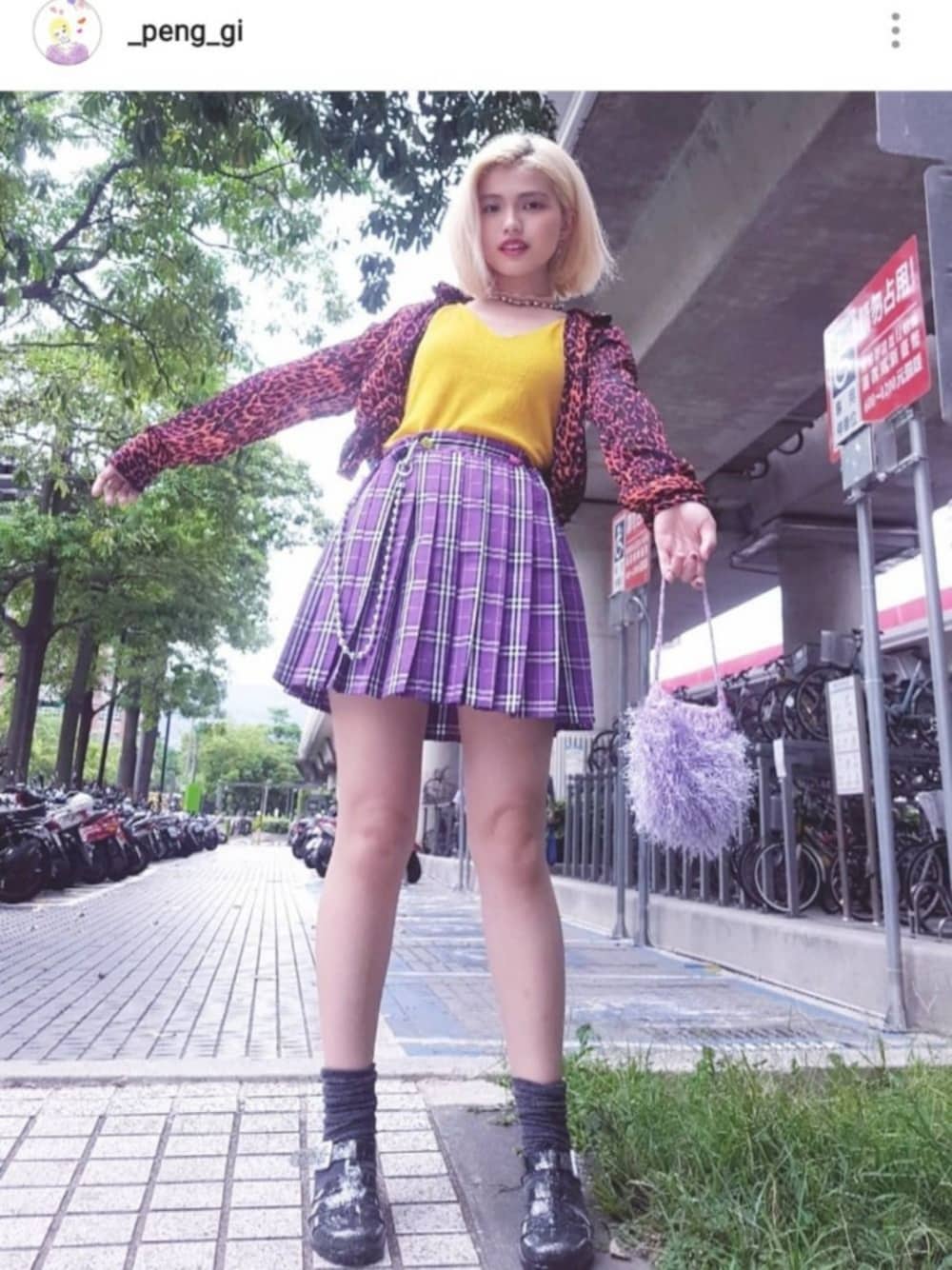 「格子、格子裙、古着MIX、古着女子、秋、秋季 、red、yellow、purple、vintage」｜「VINTAGEのアイテム（ジャケット/アウター、レッド系）」を使った、peng_giさん（レディース・150cm）の秋コーディネートの1枚目の写真