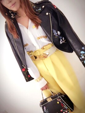 「ベルイエロー」｜「アイテム（ライダースジャケット）」を使った、Yuriさん（レディース・161cm）の春コーディネート