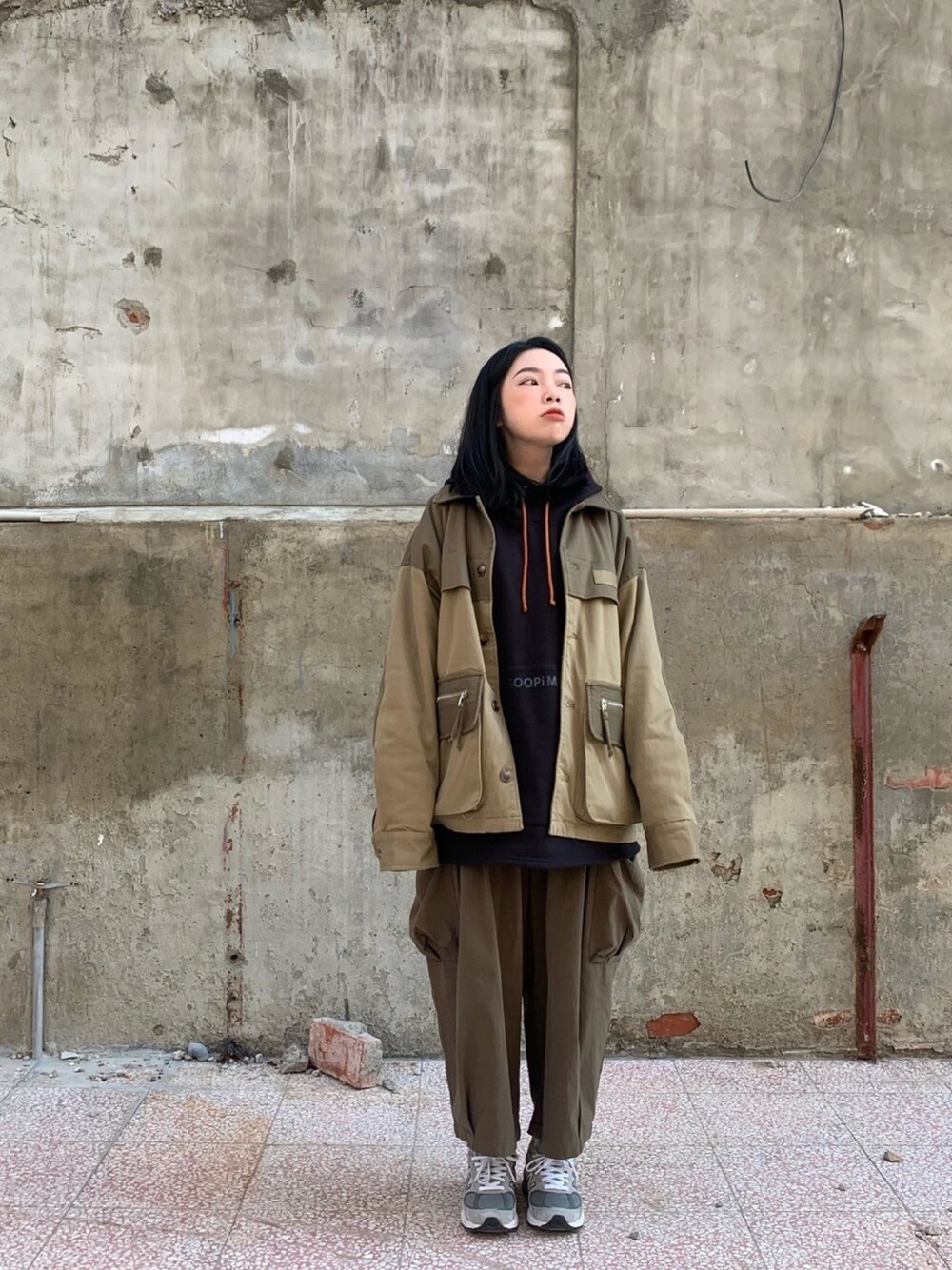 「ootd、goopi、GOOPiMADE、simple design、New Balance、nb990v5」｜「goopiのアイテム（その他トップス、ブラック系）」を使った、JNさん（レディース・157cm）の冬コーディネートの1枚目の写真