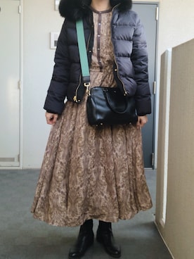 「ANYA HINDMARCH（アニヤハインドマーチ）のアイテム（バッグ）」を使った、toommypeco5さん（レディース・165cm）の冬コーディネート