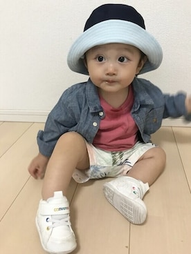 「babygap」｜「アイテム（帽子）」を使った、GAP Kids＆Babyさん（キッズ・65cm）の夏コーディネート