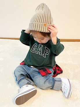 「babygap」｜「アイテム（パンツ）」を使った、GAP Kids＆Babyさん（キッズ・80cm）の秋コーディネート