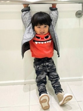 「GAP（ギャップ）のアイテム（ジャケット/アウター）」を使った、GAP Kids＆Babyさん（キッズ・83cm）の秋コーディネート