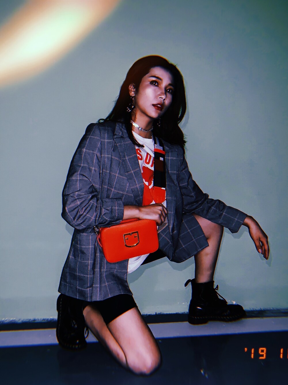 「车库、秋」｜「Mo&Co.のアイテム（Tシャツ/カットソー、ホワイト系）」を使った、陶陶さん（レディース・165cm）の秋コーディネートの1枚目の写真