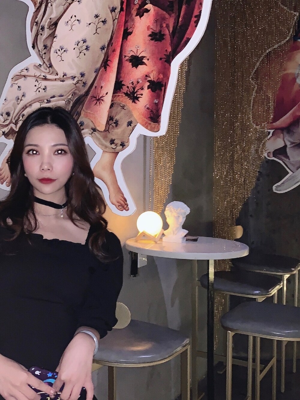 「连衣裙、女人味、通勤穿搭」｜「淘宝のアイテム（スカート、ブラック系）」を使った、陶陶さん（レディース・165cm）の秋コーディネートの1枚目の写真