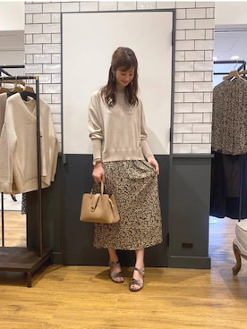 「お呼ばれ」｜「アイテム（サンダル）」を使った、ルクールブラン金沢リント百番街店スタッフさん（レディース・166cm）の秋コーディネート