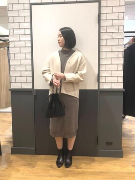 「雨」｜「アイテム（その他アウター）」を使った、ルクールブラン金沢リント百番街店スタッフさん（レディース・170cm）の冬コーディネート