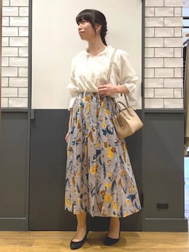 「お呼ばれ」｜「アイテム（トートバッグ）」を使った、ルクールブラン金沢リント百番街店スタッフさん（レディース・160cm）の春コーディネート