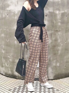 「DRWCYS（ドロシーズ）のアイテム（その他トップス）」を使った、Moeさん（レディース・170cm）の秋コーディネート