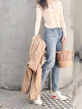 「MOUSSY（マウジー）のMVS SKINNY（デニムパンツ）」を使った、Moeさん（レディース・170cm）の春コーディネート